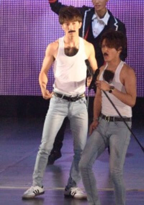 ジャニーズwest ライブdvdジャケットめぐり たこ焼きなのは許せない なんで濵田くんだけ とファン怒りのワケ 21年8月29日 エキサイトニュース