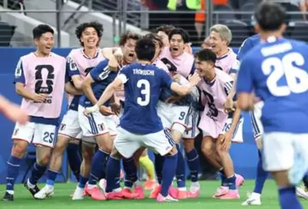 「目が眩むほど美しい」海外も衝撃！日本初戦観客席に元ミスワールド日本代表美女　白短パン＆代表ユニの清潔感が世界クラス