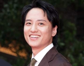 「風、薫る」いよいよ怪しい海軍中尉　またも鹿鳴館に入れない…ネットは「コスプレ詐欺」を疑う【ネタバレ】