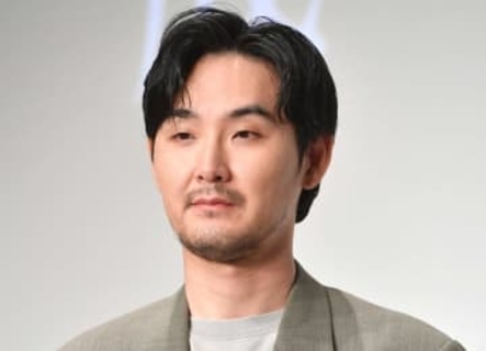 えぇマジで誰？！【探偵さん】ビン底メガネの夏帆の夫役俳優に衝撃「オーラの消し具合が」「ギャップがメロい」「声で分かった」