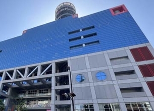 TVロケで大けがの人気芸人「骨が粉々だった」と相方明かす　車イス生活宣告され→奇跡の回復　第二腰つい破裂骨折、第一腰つい両側突起骨折