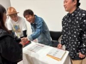浜田雅功　62歳の初ファンイベ→泣き出す人、手が震える人…御利益伝説の「ドツキ」要望続出で困惑「訴えんといてな？」
