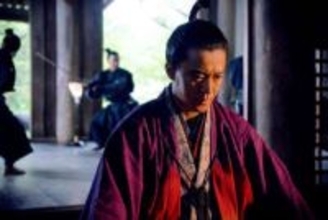 大河1話目で突然退場「ええーっ！？」TV出まくり名優が斬られ騒然【豊臣兄弟！】主要人物と思ったら→まさかの美濃のスパイ「早すぎる！」「1話で！贅沢すぎる」　美濃斎藤役にも驚き