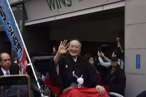 休日の道頓堀に歌舞伎役者21人が大集合　片岡仁左衛門　5月閉館の大阪松竹座に別れも「おやすみ公演でございます」