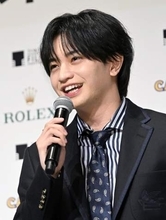 「ギラギラなアイドル」の中島健人　映画は「2時間で味わえなかった青春を」とラブストーリーを選ぶ