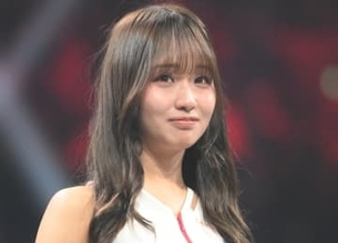 人気上昇中の森脇梨々夏「初のビジネスクラスはお部屋ってくらい広くて」機内ショットに反響　豪華な機内食も