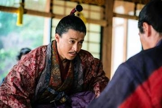 「香川照之の息子！？」【豊臣兄弟】予告登場の美男子に騒然　179cm美形「所作が美しい」「爽やか」「ついに！」「大きくなった」　父とは雰囲気違うと話題