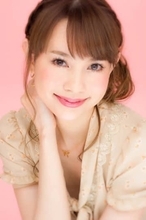 43歳で第1子出産したタレント　一家全員がインフルエンザに感染→「A型です」「元気なのは犬くんだけ」