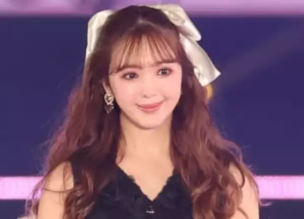 「もうそんなに大きく」第1子妊娠中・藤田ニコル　ぽっこりお腹「活かすコーデ」に反響「なんて幸せな姿」