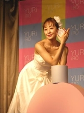 神田うの　10回目の結婚式を「60歳でしたい」　結婚19年目で「こんなに長く…びっくり（笑）」白ドレスで美しき姿見せた