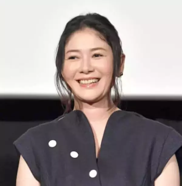真木よう子、16歳年下パートナーは「目の保養」　43歳で第2子出産「老眼で赤ちゃんの爪切りは勘w」のリアル