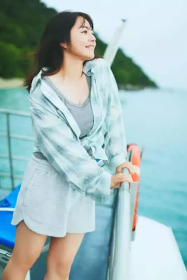 磯山さやか　デジタル限定アナザーバージョン写真集発売　25周年写真集「余韻」好評を受けて