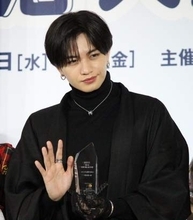 ケンティー節連発「数ある星々の中で僕という星を推していただき感謝」中島健人が第1回日本推し活大賞受賞