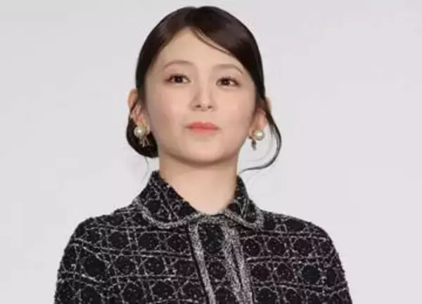 脚すごっ！久間田琳加のぴっちりデニム姿が圧巻すぎた「天使すぎる…！」「脚長羨ましい」「脚すごっながー」