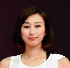 「小麦色の女神様♥」「マーメイド見っけ！」浅田舞　沖縄シュノーケリング「五感いっぱいに」夏味わう、ビーサンでゴルフも