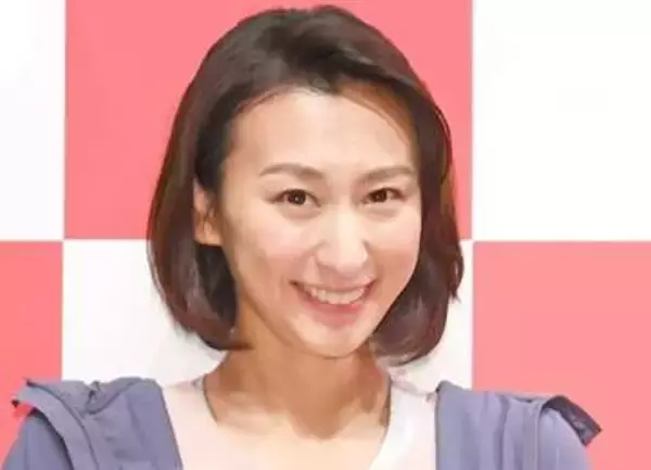 「小麦色の女神様♥」「マーメイド見っけ！」浅田舞　沖縄シュノーケリング「五感いっぱいに」夏味わう、ビーサンでゴルフも