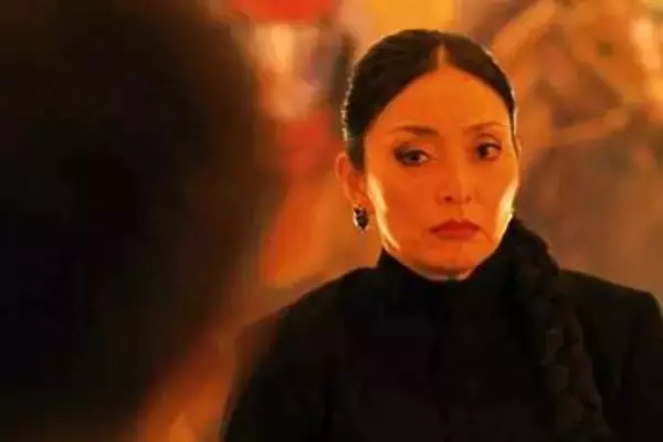 突然の伏線だった　VIVANT　11話の冒頭4分　いきなり敵が中国と明示されてた　画面に3秒