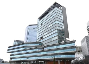 まさか大物独身芸人w　酷く汚れたTV局トイレを1人掃除→スタッフに「止めるな！」→衝撃一言「こういうヤツに幸せ降りてくるんや！」　ケンコバ目撃談に爆笑