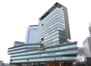 まさか大物独身芸人w　酷く汚れたTV局トイレを1人掃除→スタッフに「止めるな！」→衝撃一言「こういうヤツに幸せ降りてくるんや！」　ケンコバ目撃談に爆笑