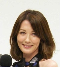 49歳で司法試験合格の3児ママ元売れっ子アナ　ジム通いで体重10キロ減、さらに美貌輝く「若返った」師匠も感心