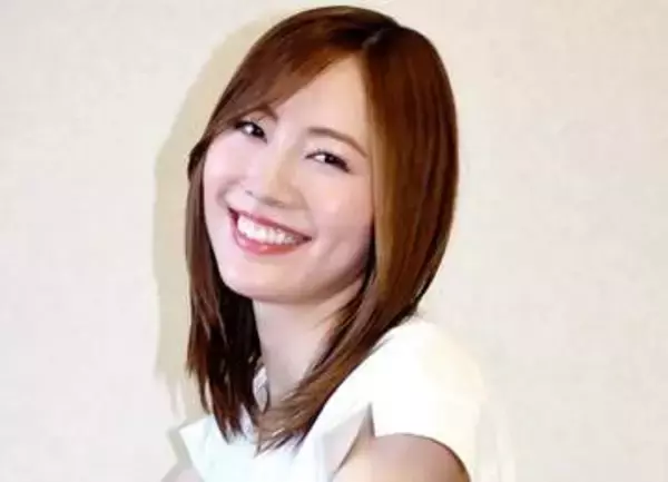 新婚の松井珠理奈　夫との姿公開「最高に尊い」ロケオフに「本当に理想の夫婦」