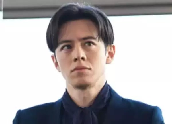 ウエンツ瑛士「怖いイメージもあった」大先輩とサシ飲み「一番ピリピリ。イケイケのときの」ヒコロヒー爆笑に「あんな人じゃないんです」