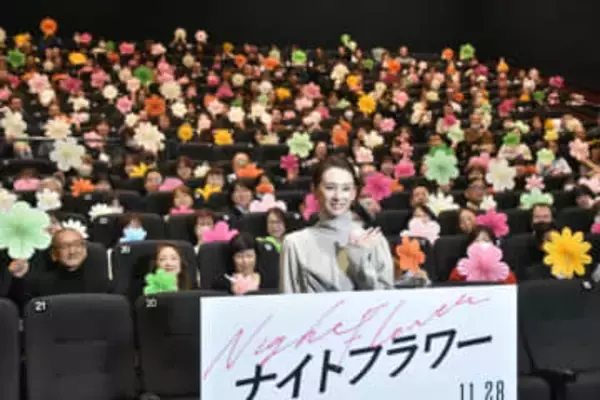 北川景子　帽子＆マスクで「こそこそ」　人生初の一人カラオケで想定外の事態　「変に思われましたよ」