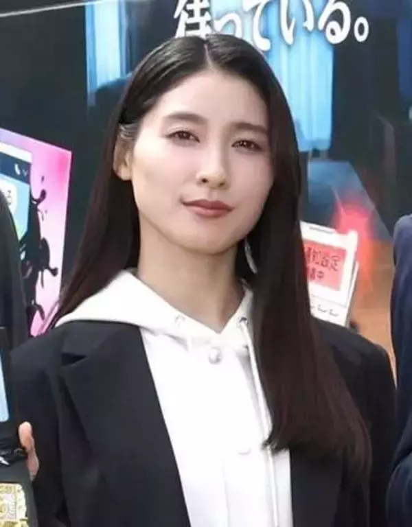 あっ！テレ朝「ボーダレス」に一瞬「リブート」ナゾの男wwワル系イケオジで数秒なのに存在感すごっ、眼光鋭すぎ