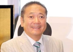 朝ドラ再放送で再注目の亡き女優　仲良しメンバーが自宅に集結　遺影の前に豪華料理がズラリ「女房も一緒に」有名パティシエ鎧塚氏がホームパーティー報告
