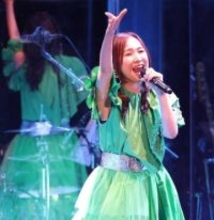 森口博子「美奈子ちゃんと同窓会している気持ち」没後20年の本田美奈子．さんへ捧ぐ「音楽彩」で熱唱