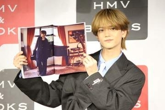FANTASTICS・中島颯太「改めて自分のことが大好き」　2冊目写真集撮影地のイングランドで「モテまして」