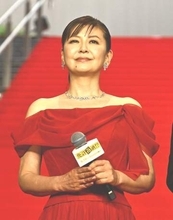 南野陽子　舘ひろしとの「泣かないで」デュエットシーンは「ドキドキしてラッキー」　舘は「ナンノの方がうまい」