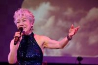 歌手・中尾ミエが80歳を祝うバースデーライブの開催が決定