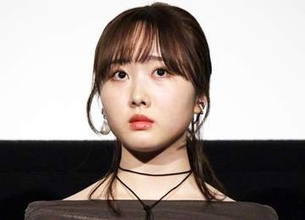 「ぷるっぷる」「横からの写真が最高」本田望結　タイトジャケットでの元気いっぱい自撮りにファンメロメロ