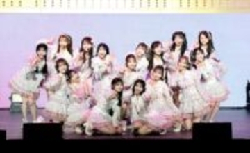AKB48　ド派手に武道館4days開幕　19期研究生昇格サプライズ　OGと現役の融合の20周年