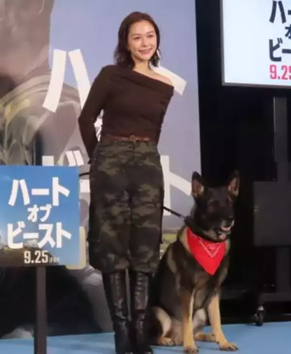 村重杏奈　ブラッド・ピット主演映画に号泣「ブラピ、じっとしとけ！余計なことをするから災難に巻き込まれる」