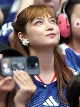 W杯現地観戦で話題の平愛梨「長友さんを支えてくれて、ってお礼されるんですが」SNSで発信「ただ基本的なことをやってるだけ」