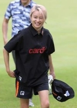 小島瑠璃子「浮世離れした一日でした」　活動休止時期も回想　「叙々苑カップ　芸能人ゴルフチャンピオン決定戦」出場