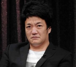 一世風靡の元人気コンビ　鉄板ネタ巡るトラブル「離れて良かった」元相方に絶縁宣言→告発から一夜明けて一転和解　3年前からピン活動の2700