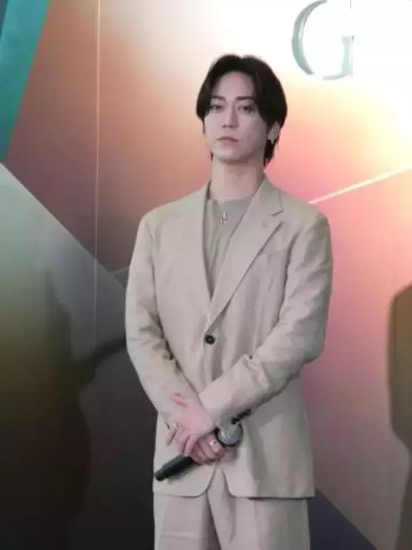 亀梨和也　結婚発表後初登場「おめでとうございます」に頭下げる「ありがとうございます」