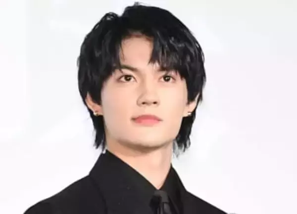 M！LK佐野勇斗の「親戚」が紅白にいた！「どちらもキラッキラ」2S公開まさか組み合わせにネット騒然「素晴らしい血縁関係」「すごすぎ」