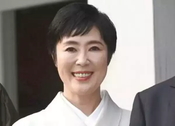 寺島しのぶ　イケメン長男13歳に異色弁当　弁当あるあるに「すごーくわかる！」共感の声　07年フランス人と結婚、1児ママ