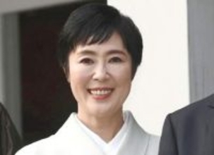 寺島しのぶ　イケメン長男13歳に異色弁当　弁当あるあるに「すごーくわかる！」共感の声　07年フランス人と結婚、1児ママ