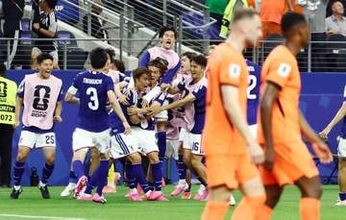現地にいたのか！「可愛いすぎるって♥」日本代表初戦に人気アイドル　代表ユニ＆ヒザ上スカート「コーデめちゃかわ」「今から日本代表目指します」「勝利の女神降臨」