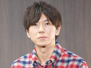 古市憲寿氏、ハイヒール・リンゴから「1個頼み事がある」…誕生日会での意外なお願い明かす