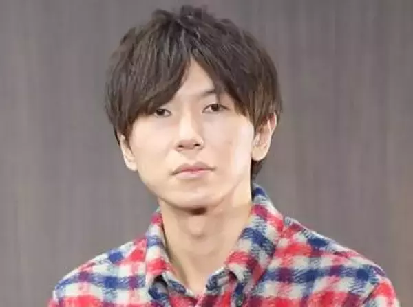 古市憲寿氏、ハイヒール・リンゴから「1個頼み事がある」…誕生日会での意外なお願い明かす