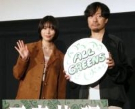 「大きくて強い凶暴なもの」が好き！南沙良　撮影場所近くでガチャ穴場を発見「恐竜が多いんですよ」