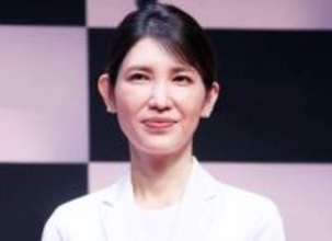 「美から美ですね」「むしろお若く」人気女医が免許写真2枚を比較公開「なかなか頑張って時を止められているのでは」　5年前と肌つやの美しさはみじんも変わらずSNS騒然