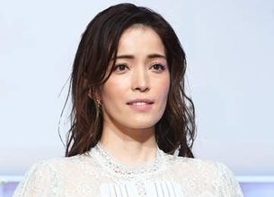 知念里奈　20歳長男がハンガリー国立バレエ団入団「素敵な親子」　16年にミュージカル界のプリンスと再婚、次男は8歳