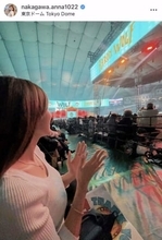 「デニム姿も脚長いから素晴らしい」元NHKアナウンサー美女の最新ショットに騒然　妹とプロレス観戦報告も反響「姉妹揃って美人」「美しすぎて目立つ」